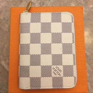 Louis Vuitton Wallet / Card Holder